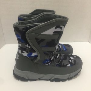 HOBIBEAR Boys Sz 4.5 Waterproof Faux Fur Lining Outdoor Winter Boots